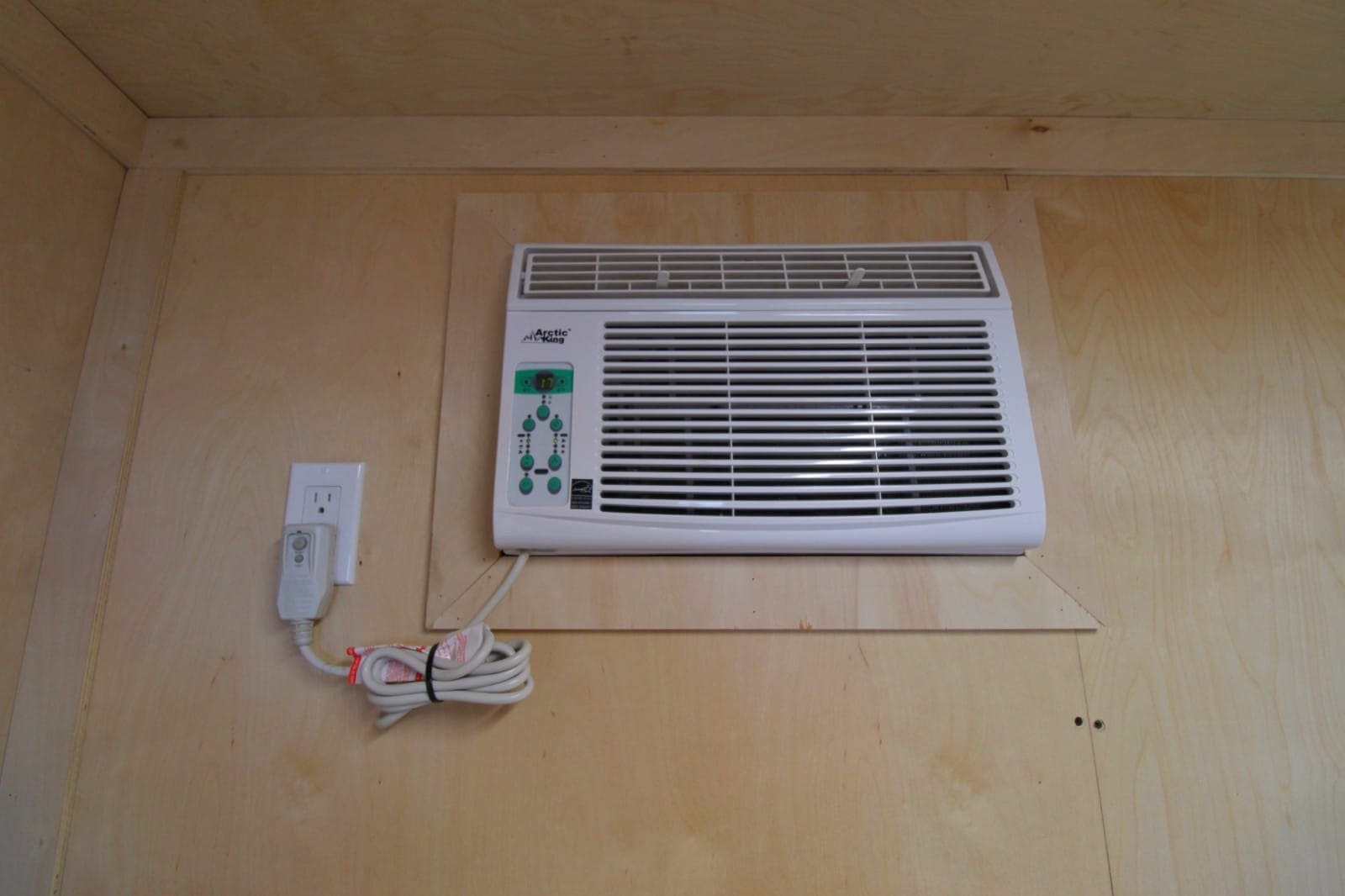 10&rsquo; Economy Office CUBE - Tupcan Pty Ltd