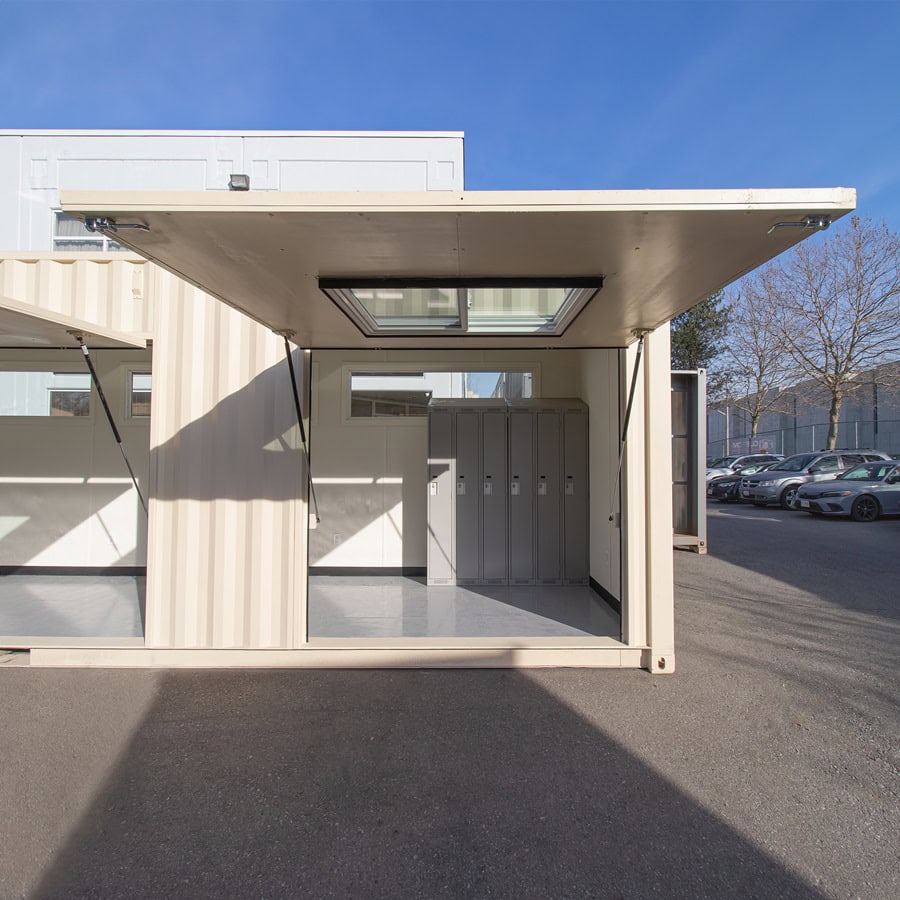 40&rsquo; Art Studio w/Flip up Doors - Tupcan Pty Ltd