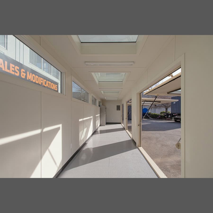 40&rsquo; Art Studio w/Flip up Doors - Tupcan Pty Ltd