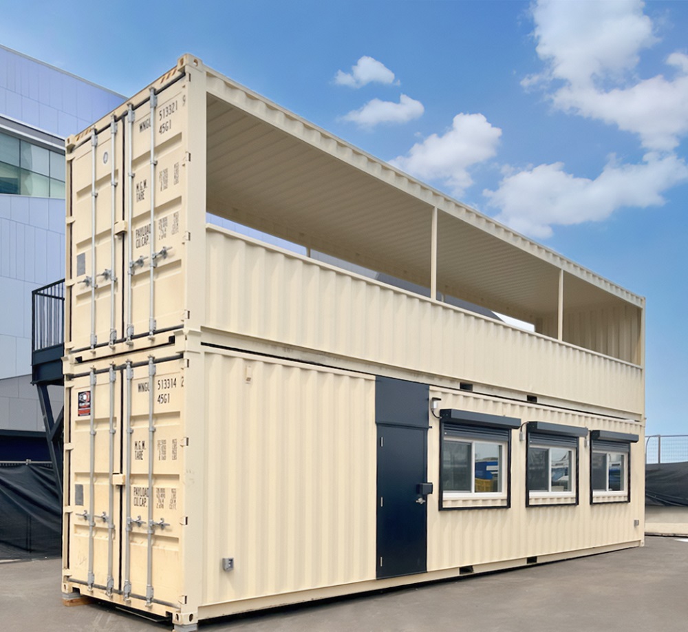 40&rsquo;HC VIP Area with Patio for the Oilers - Tupcan Pty Ltd